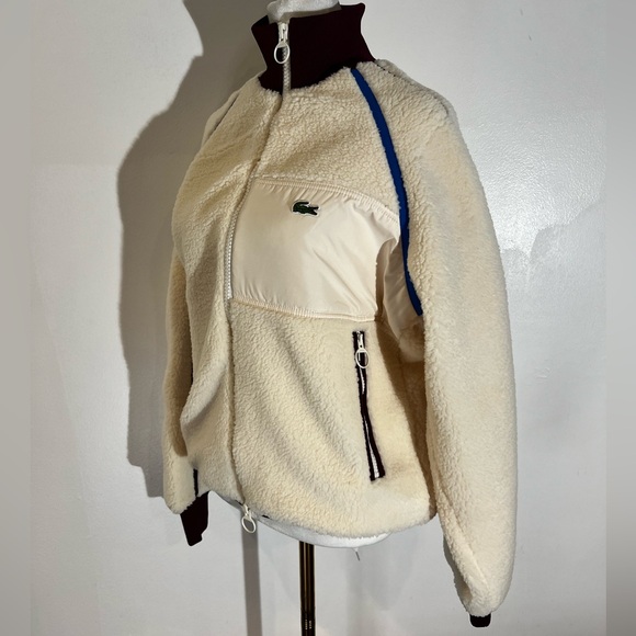 LACOSTE WOMEN'S CONTRAST ACCENT FLEECE SWEATSHIRT - Picture 3 of 10